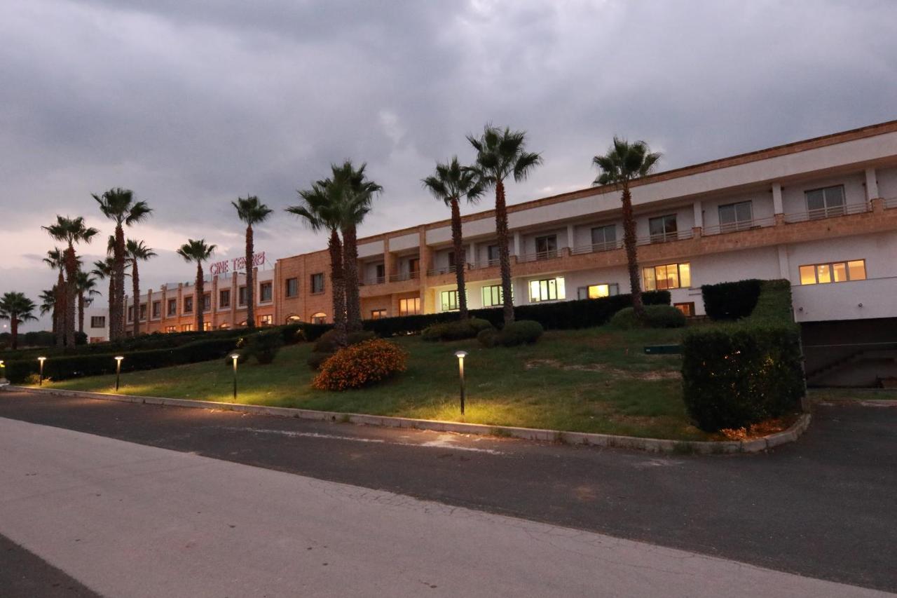 Citta Della Notte Hotel เอากุสตา ภายนอก รูปภาพ