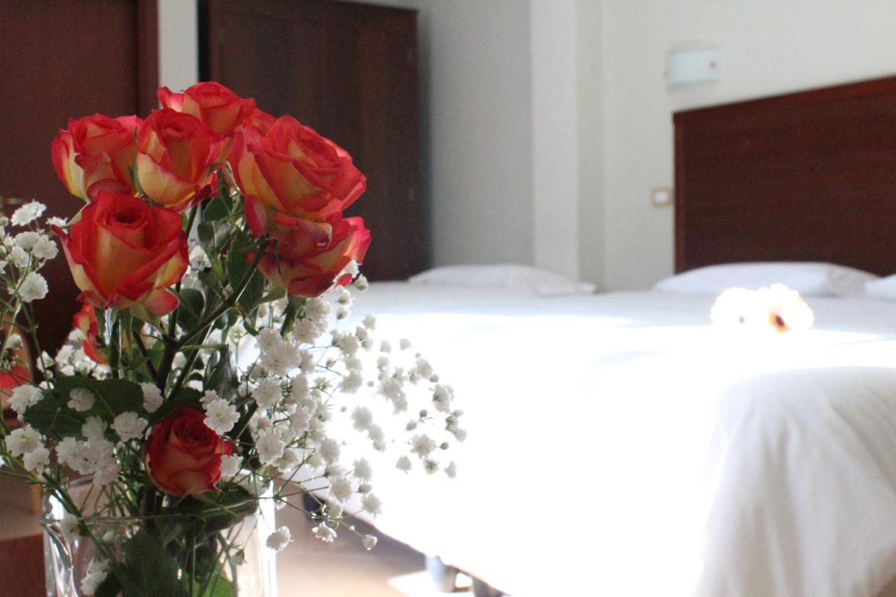 Citta Della Notte Hotel เอากุสตา ภายนอก รูปภาพ